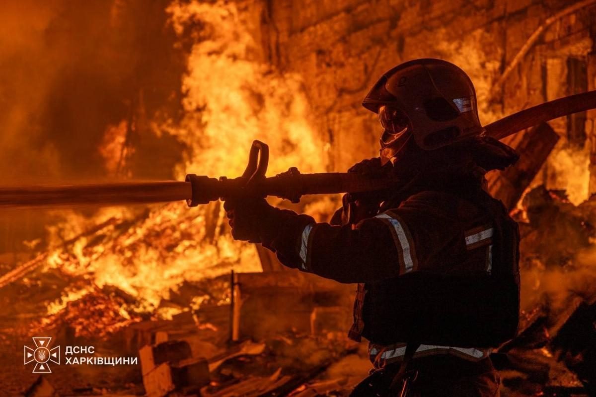 Rusiya Xarkova zərbə endirdi: 5 yaralı var – FOTO - foto 1