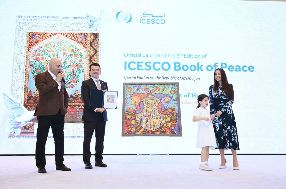 ICESCO-nun “Sülh kitabı”nın Azərbaycana həsr edilən III nəşrinin təqdimatı olub - FOTO - foto 11