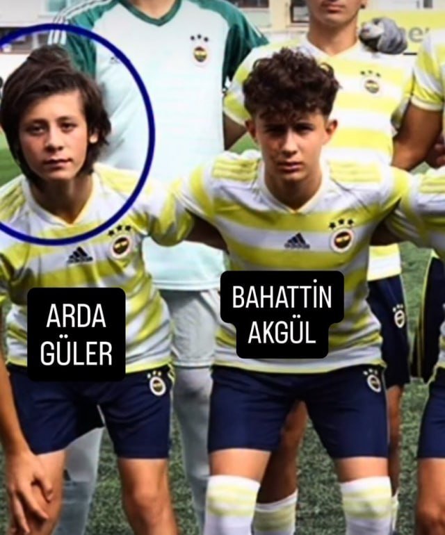 Arda Gülərin uşaqlıq dostu: “O dünya ulduzudur, mən isə zərgərlik mağazasında işləyirəm” – FOTO - foto 2