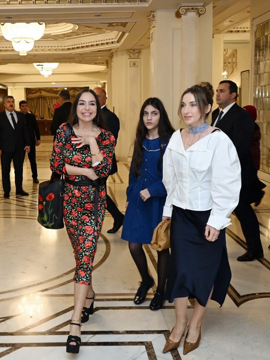 Alyona Əliyeva "Qağayı" tamaşasından paylaşım etdi - Foto - foto 2
