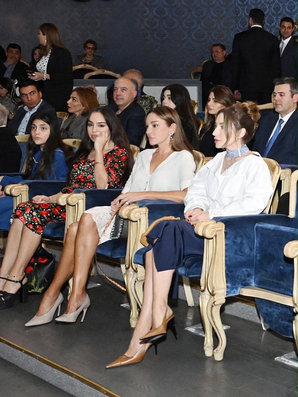 Alyona Əliyeva "Qağayı" tamaşasından paylaşım etdi - Foto - foto 1