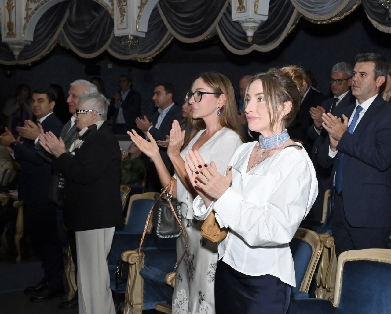 Alyona Əliyeva "Qağayı" tamaşasından paylaşım etdi - Foto - foto 3