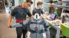 Alimlər qol hərəkətlərinin bərpası üçün “robot-jilet” İXTİRA ETDİLƏR
