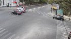 Bakıda işıqforun qırmızı işığında keçən avtomobil ağır qəzaya səbəb oldu – ANBAAN VİDEO