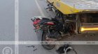 Babək prospektində moped evakuatora çırpıldı - VİDEO