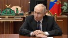 Putinlə görüşə gedən rəsmilər saatlarını təhvil verir &ndash; FOTO