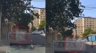 Bakıda sınan ağac budağı qadının üzərinə düşdü - ANBAAN VİDEO