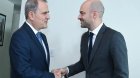 Ceyhun Bayramov fransalı həmkarı ilə regional təhlükəsizliyi müzakirə etdi