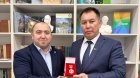 Aqil Ələsgər Bişkekdə medalla təltif olundu &ndash; Qırğızıstan Jurnalistlər Birliyinin fəxri üzvü seçildi - FOTO