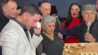 Xalq artisti İzzət Bağırovla anasını kövrəltdi - VİDEO