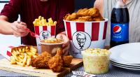 KFC yenə qaydaları pozdu - Siyahıda məşhur restoranlar var