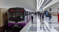 Bakı metrosunda qadın qatar yoluna düşüb