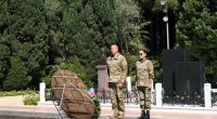 Prezident Heydər Əliyevin məzarını ZİYARƏT ETDİ - FOTO