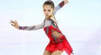 Kamila Vəliyeva iki dünya rekordu ilə qələbə QAZANDI
