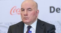 Elman Rüstəmov: “Manata necə əmr etmək olar, o azaddır!” 