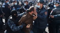 İrəvanda qarşıdurma başladı - 18 nəfər polisə aparıldı - VİDEO