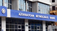 Beynəlxalq Bank kartlardan pul OĞURLAYIR - İDDİA  