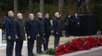 Dövlət və hökumət rəsmiləri Ulu Öndərin xatirəsini andılar - FOTO