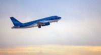 AZAL pilotlarından Rusiyada küləkli havada təhlükəli eniş – VİDEO