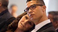 “Mənə vaz keçməməyi öyrədən döyüşçü” – Ronaldo anasını bu sözlərlə təbrik etdi