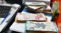 Azərbaycanda bu şəxslərin maaşı artdı - 3163 manat... - FOTO
