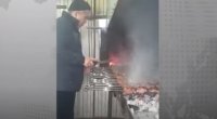 Azərbaycanlı biznesmen ukraynalı əsgərlər üçün kabab bişirdi - VİDEO