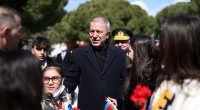 Hulusi Akar azərbaycanlı uşaqlarla söhbət etdi - FOTO