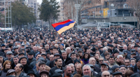 İrəvanda Paşinyanın istefası tələb edilir - Polislə toqquşma - VİDEO