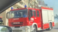 Bakıda yaşayış binasının qarşısında yanğın başladı - VİDEO