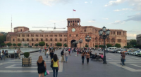 Rusiyalı turistlər Ermənistanda porno video çəkdilər