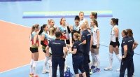 Qadın voleybolçularımız Konyada yarımfinalda uduzdu