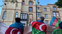 Londonda Ermənistan səfirliyinin qarşısında ETİRAZ AKSİYASI