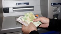 Bankomatdan pensiya çıxaran təqaüdçüləri aldadan şəxs CƏZALANDIRILDI  