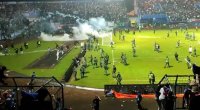 İndoneziyada stadionda iğtişaşlar: 127 nəfər həlak oldu - 180 yaralı var - VİDEO