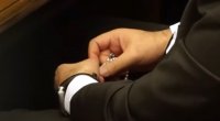 Paşinyan parlamentin iclasında təsbeh çəkdi - VİDEO