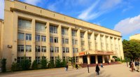 Hava şəraiti ilə bağlı universitetlərdə iş saatı qısaldıldı