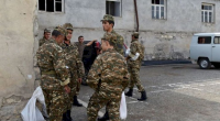 Ermənilər həyəcan təbili çalır: Hərbçilər getdikcə daha çox xəyanət edirlər