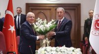 Hulusi Akar nazir postunu belə təhvil verdi - VİDEO