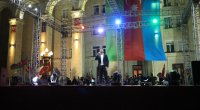 Gəncədə Zəfər Günü konsert proqramı və atəşfəşanlıqla qeyd olundu – FOTO