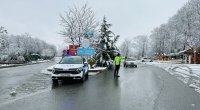 Polis əməkdaşları hava şəraiti ilə əlaqədar fasiləsiz xidmət aparır - FOTO