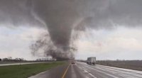 Rusiyanın 2 regionunda tornado: Maşınlar aşdı, dirəklər qırıldı - VİDEO