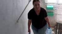 “Hamı vedrə əlində küçələrdədir...” - Video