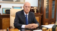 Keçmiş yüksək vəzifəli məmur xərçəngə YOLUXDU