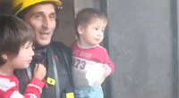 Sumqayıtda yaşayış binasında yanğın oldu, 8 nəfər təxliyə edildi - VİDEO