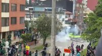 ABŞ-ın Kolumbiyadakı səfirliyinə HÜCUM – Yaralananlar var – VİDEO