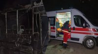 Rusiya Ukraynada mikroavtobusu dronla belə vurdu: 10 yaralı var - ANBAAN VİDEO