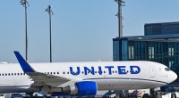 “United Airlines” təyyarəsinin mühərriki Yaponiyaya uçuş zamanı İŞLƏMƏYİB