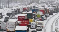 Güclü qar Avropa yollarını İFLİC ETDİ – FOTO