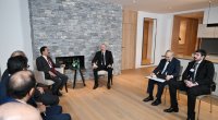 İlham Əliyev Davosda &ldquo;DP World&rdquo; şirkətlər qrupunun icraçı direktoru ilə görüşüb - FOTO/VİDEO