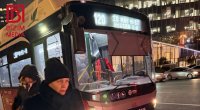 Bakıda TRAGİKOMİK OLAY - &ldquo;BakuBus&rdquo;un eyni marşrutda iki avtobusu ard-arda qəzaya düşdü - ÖZƏL/FOTO